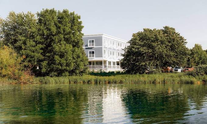 Elk Rapids Apartamento | The Dexter by Kasa