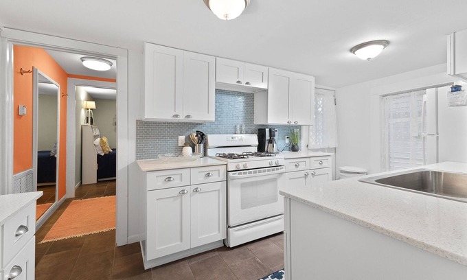 Galveston Casa | The Dinghy 2 Bedroom Home