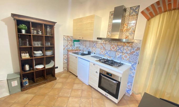 Trezzano Rosa Apartamento | The Discography, Elegant and Spacious for Groups and Families, with Parking