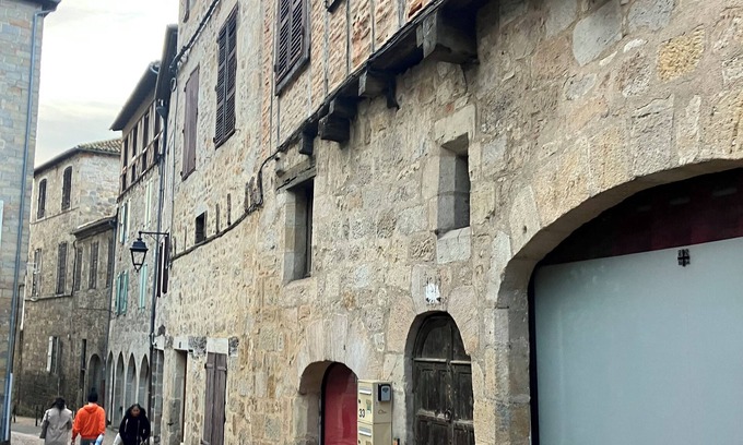 Figeac Apartamento | THE DOVE NEST Centre of Medieval Figeac - leave the car behind!