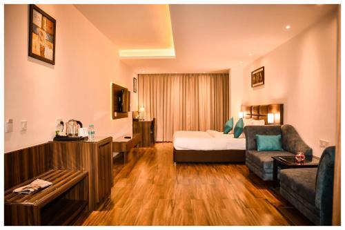 Kanpur Hotel | THE DOWNTOWN