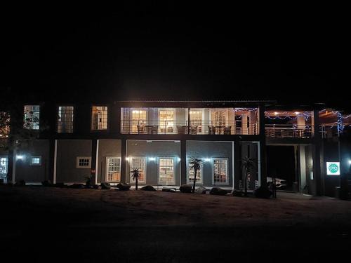 Maruleng Cabina | @The Drakens Lodge