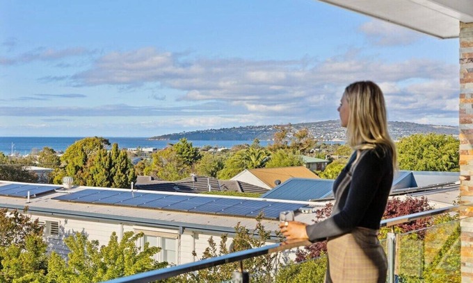 Dromana Casa | The Dromana Beach House | Stunning Views
