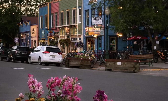 Crested Butte Condominio | THE DROP-IN: the edge of adventure