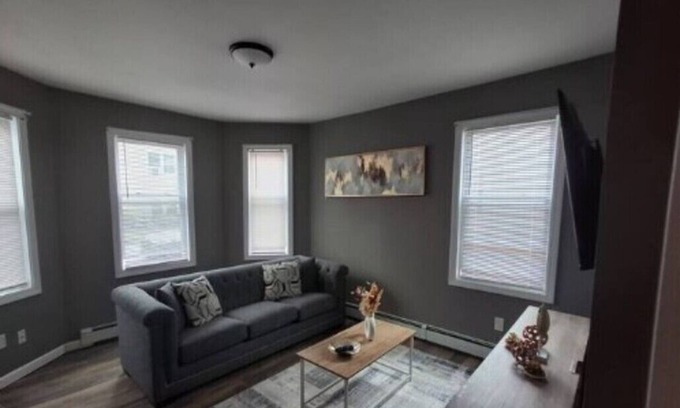 Mount Pleasant Apartamento | The Duet-Suite at Mt. Pleasant 2BR LaundryParking