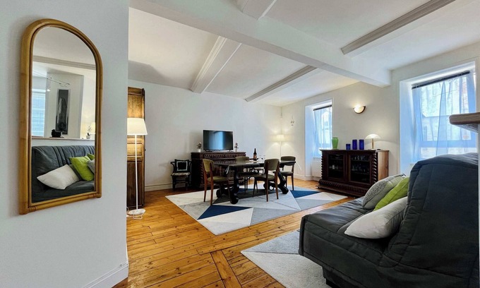 Grandcamp-Maisy Apartamento | The Duplex des Flots – Grandcamps Beach.