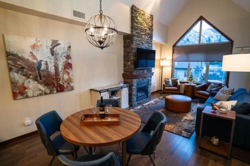 Canmore Casa | The Eagle Suite at Stoneridge Mountain Resort