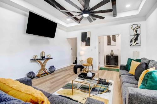 Goldsboro Casa | The EleMEnt