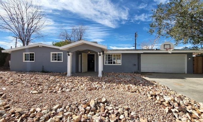 Palmdale Casa | The Embassy in Los Angeles