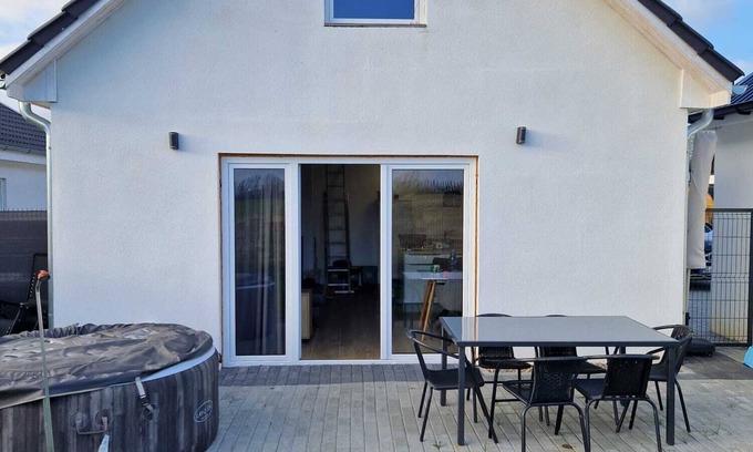 gmina Wolin Casa | The Emilia House reflects warmth and hospitality.