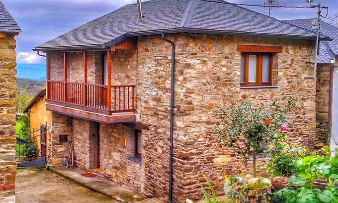 San Cristobal de Valdueza Casa | La Casina de la Yeye San Cristóbal de Valdueza