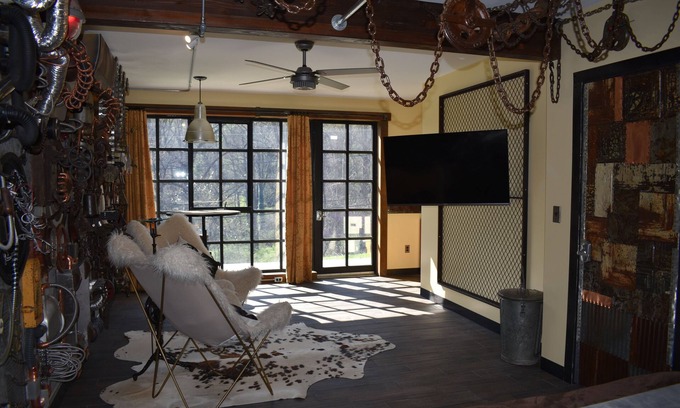 Asheville Apartamento | LUX INDUSTRIAL brickhouse SUITE ~ ~ bañera de hidromasaje 2 M ~ ~ MONTAÑA DTN VISTAS DE VIDA SILVESTRE