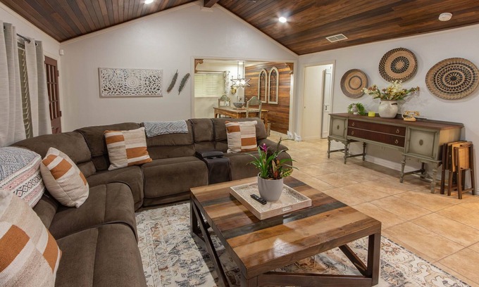 South Side Casa | The Faith Home