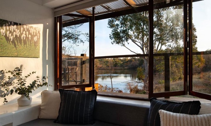 Werona Casa | The Falls at Lake Werona