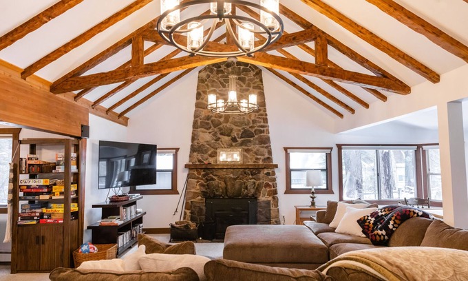 Kings Beach Casa | The Family Lake House at Tahoe
