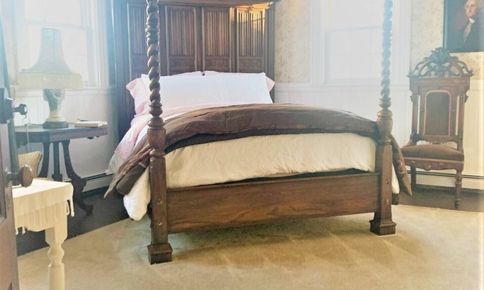 Concord Cama Y Desayuno | El pífano Davis House. Alrededor de 1760. Atendemos a las enfermeras que viajan!