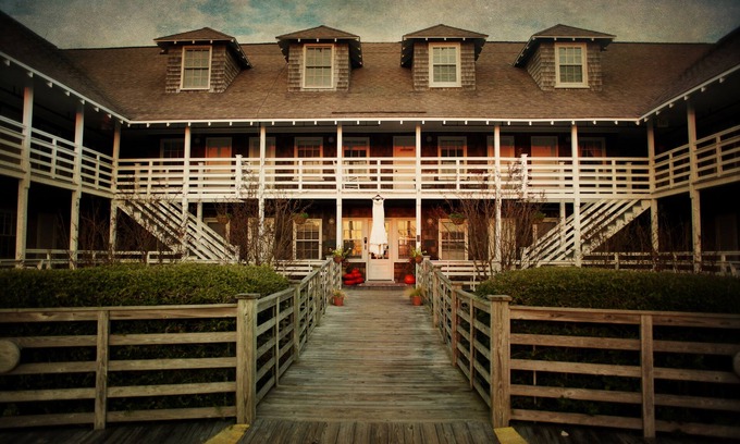 Nags Head Cama Y Desayuno | The First Colony Inn