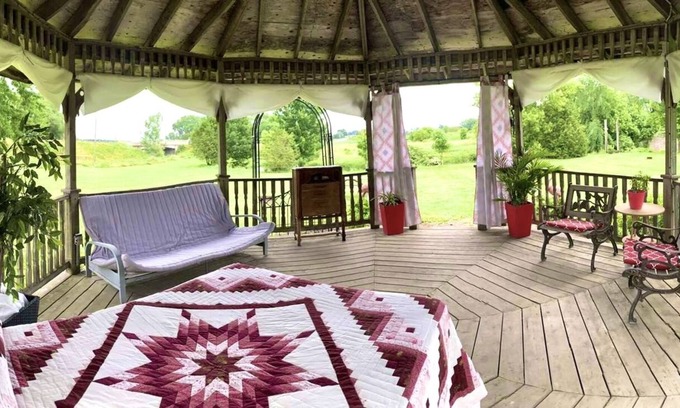 Howick Cabina | The Flamingo’s Nest!