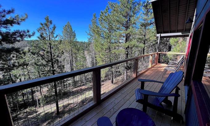 Duck Creek Village Cabina | The Flying Squirrel Getaway