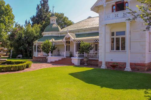 Klerksdorp Cama Y Desayuno | The Fountain Villa