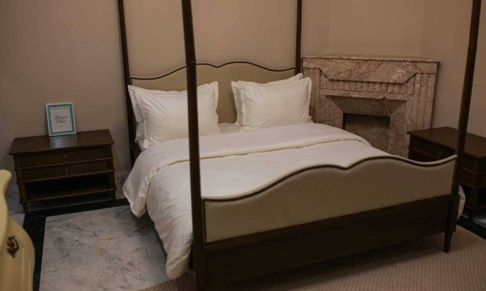 Franceville Casa | The French house