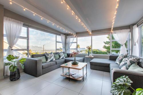 Heldervue Apartamento | The Fuchsia Collection