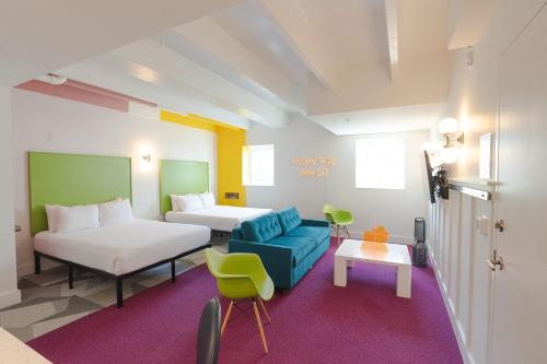 East Nashville Hotel | The Gallatin