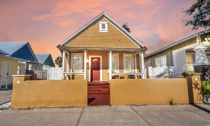 East Ybor Casa | The Gallery - Ybor City 3 /1 House Near 7th ave