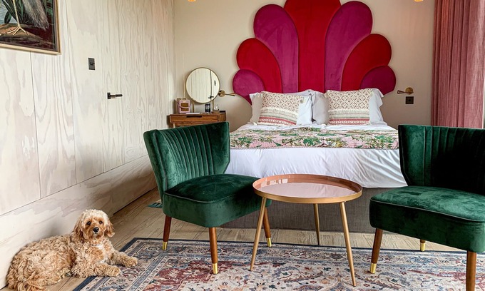 Newton by the Sea Cabina | The Garden Rooms