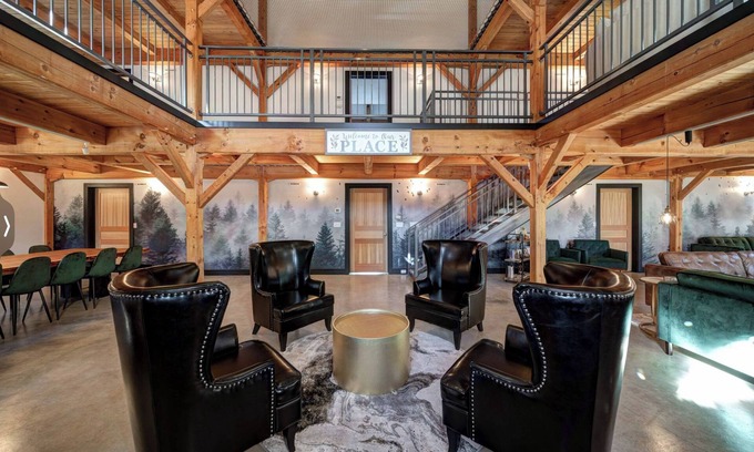 O'Brien Cabina | The Gathering Place at Shasta Lake! Sleeps 24!