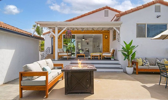 Loma Portal Casa | The Gathering Place | Family Favorite | Central SD
