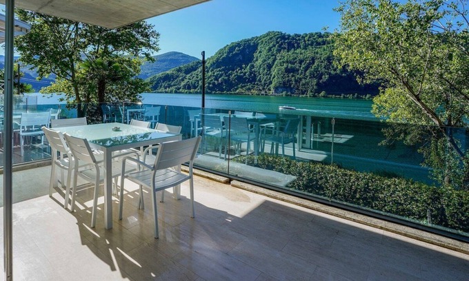 Caslano Casa | The Glass House & SPA Swisshomebnb