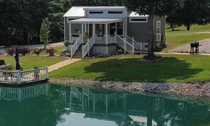 Iuka Cabaña | The Glennwood Home Great for fishermen, plenty of room for boat parking