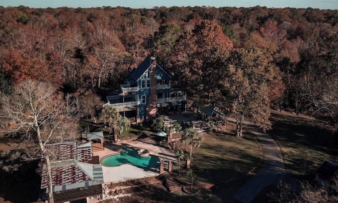 St. Francisville Casa | The Glynns by Louisiana Hospitality Group