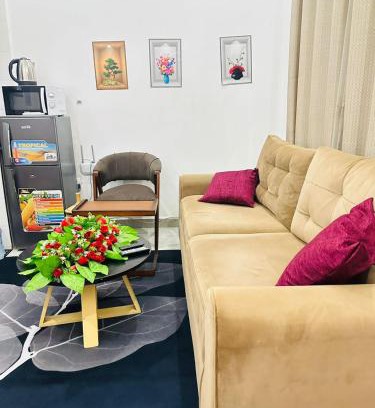 Dar es Salaam Apartamento | The Golden Modern Retreat