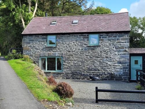Llanddeiniol Casa | The Granary