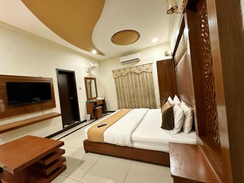 Multan Hotel | The Grand Hotel Multan