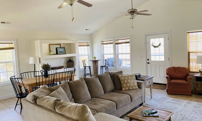 Colington Harbour Casa | The Grant Atlantic