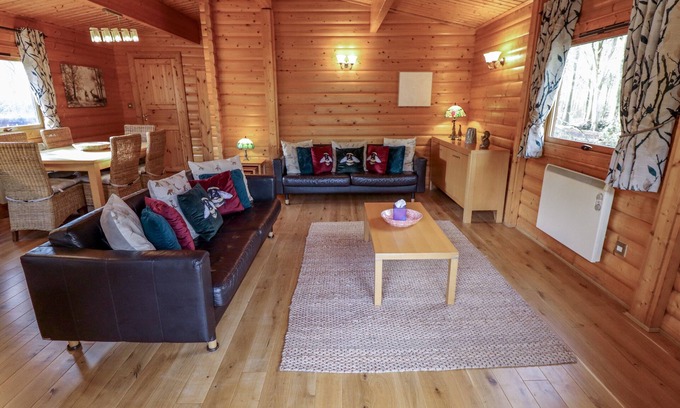 Kenwick Cabaña | THE GREAT ESCAPE, pet friendly, with a garden in Louth