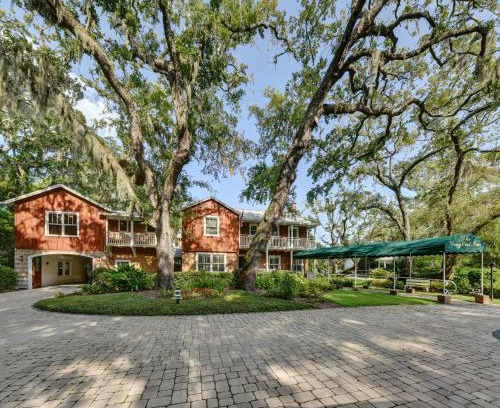 Saint Simons Island Cama Y Desayuno | The Grey Owl Inn