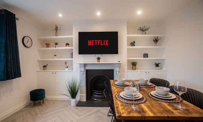 Plaistow and Sundridge Apartamento | The Grove BR1, Spacious 2 Bedroom Flat Greater London