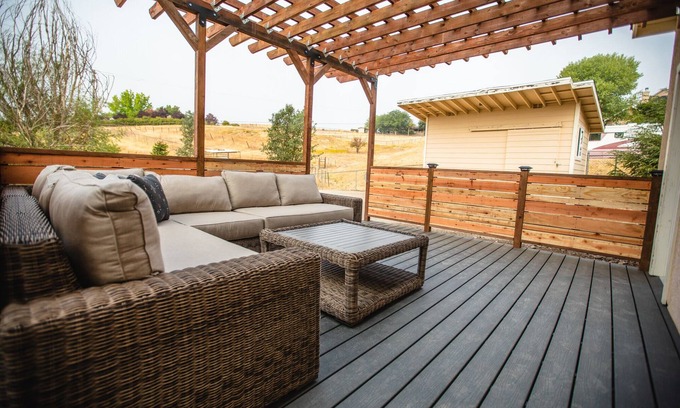 Atascadero Casa | The Guest House at The Grace Maralyn Estate