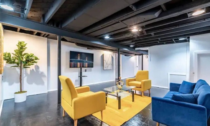 Redford Casa | The Hazelton