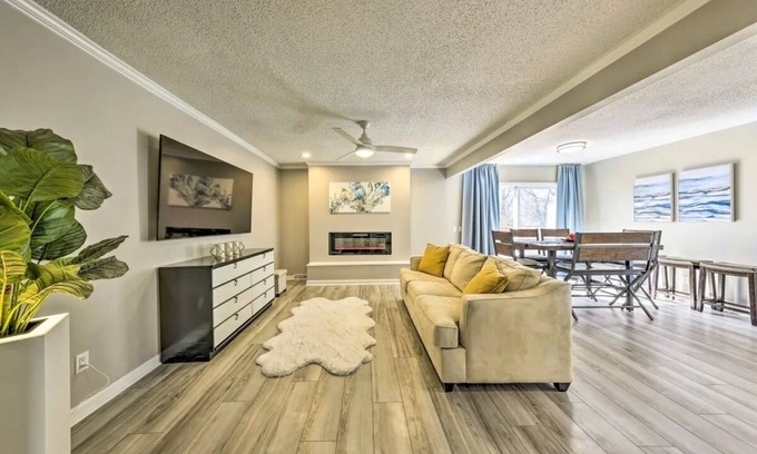 Olathe Casa | The Harold House