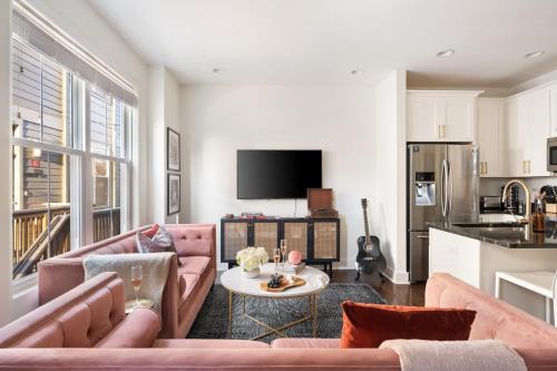 Chestnut Hill Casa | The Hart Suites by AvantStay Prime Nashville Location