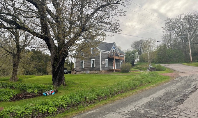 Spencers Island Cabaña | The Hattie House Bay of Fundy/Cottage