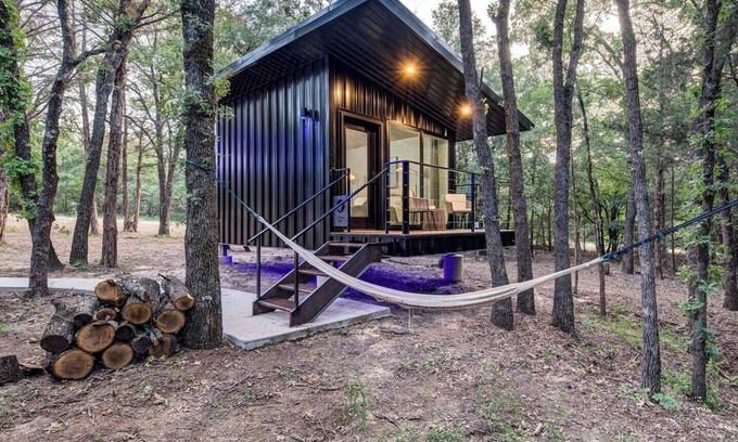 Alvord Cabina | The Hawk’s Nest |Peaceful Tiny Cabin w/Pickleball