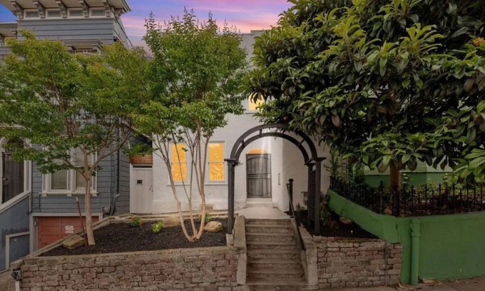 Hayes Valley Casa | The Hayes Valley Home by Restaurants Bars Shopping