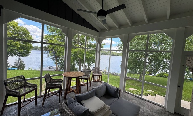 West Bend Casa | The Heart of Little Cedar Lake