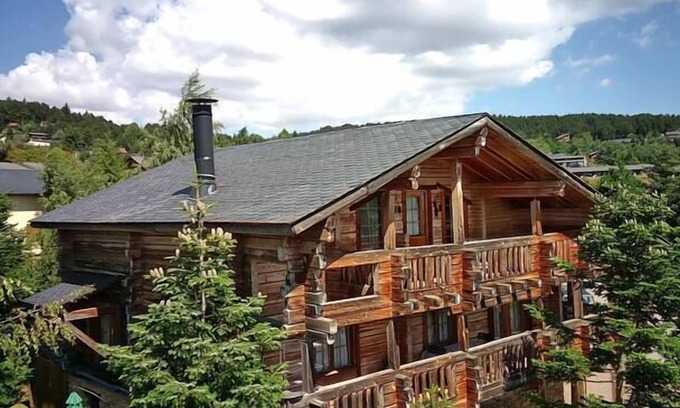 Superbolquere Chalet De Esquí | The Hearts of Bolquère.